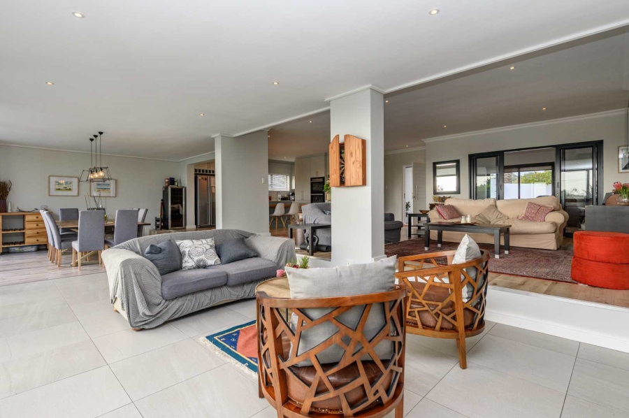 3 Bedroom Property for Sale in Miramar Eastern Cape